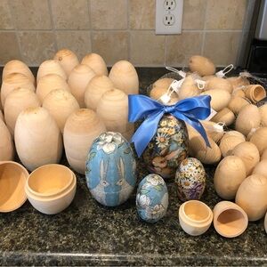 Wood eggs for crafting